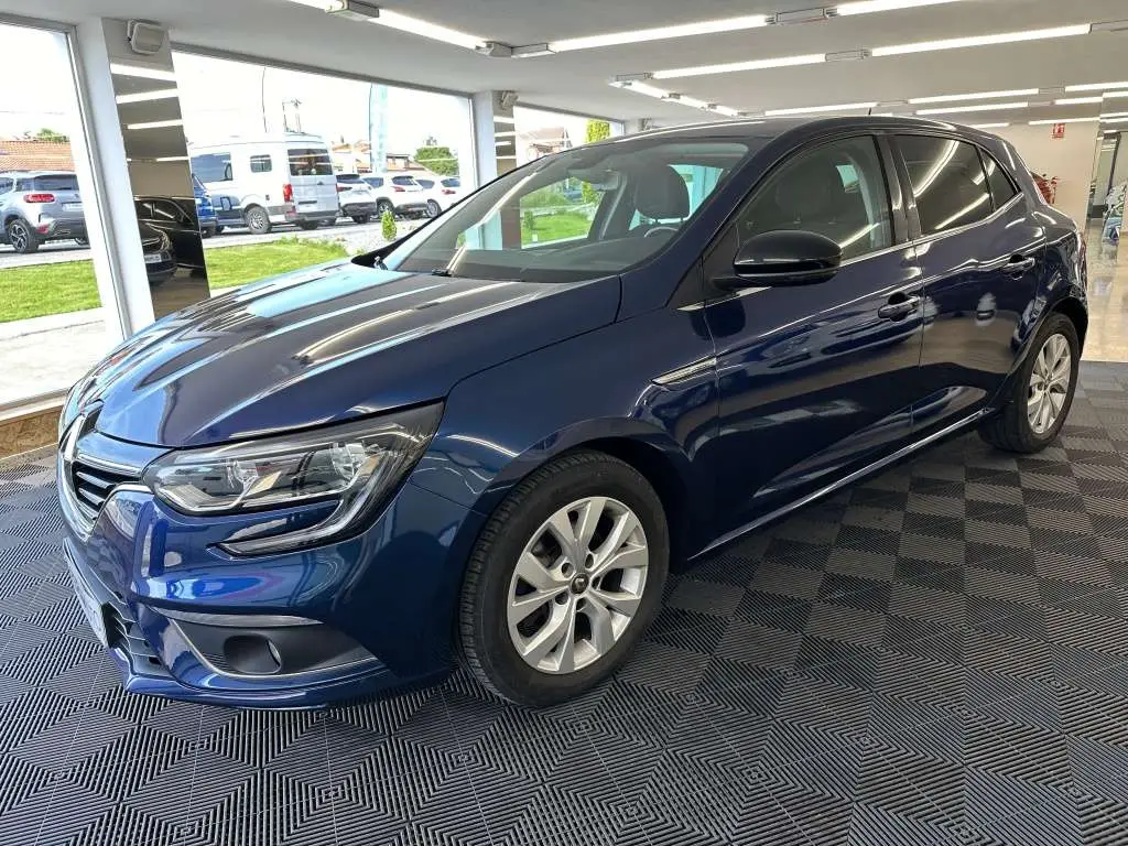 Photo 1 : Renault Megane 2019 Petrol