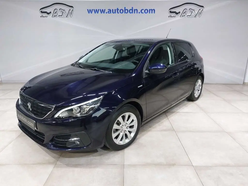 Photo 1 : Peugeot 308 2019 Essence