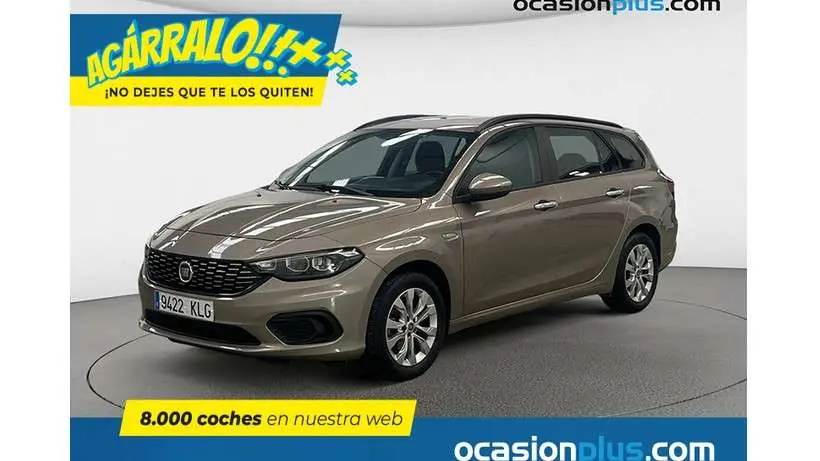 Photo 1 : Fiat Tipo 2018 Petrol