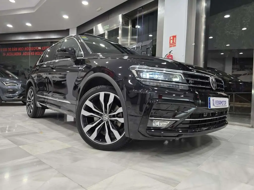 Photo 1 : Volkswagen Tiguan 2018 Diesel