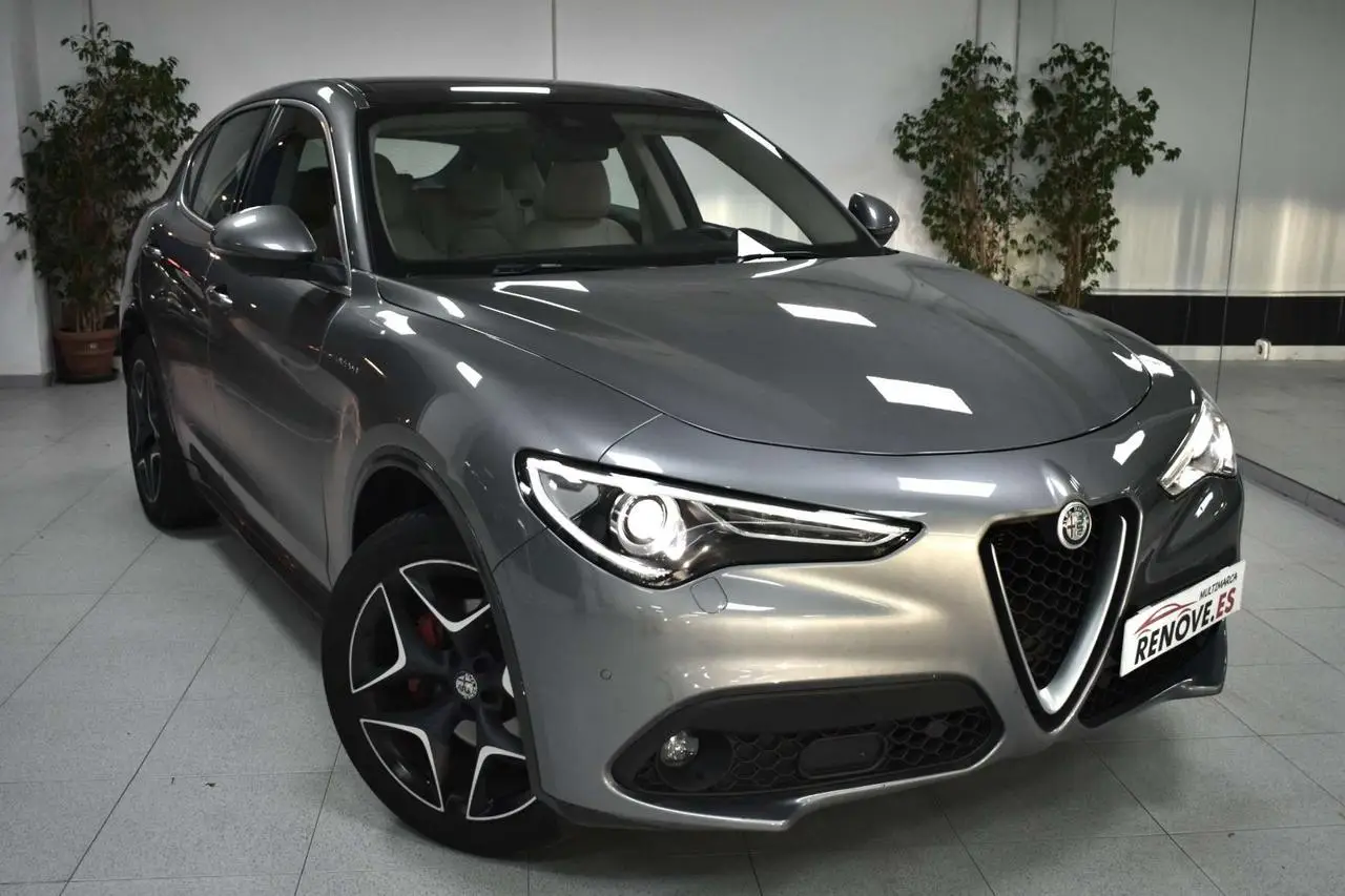 Photo 1 : Alfa Romeo Stelvio 2020 Diesel