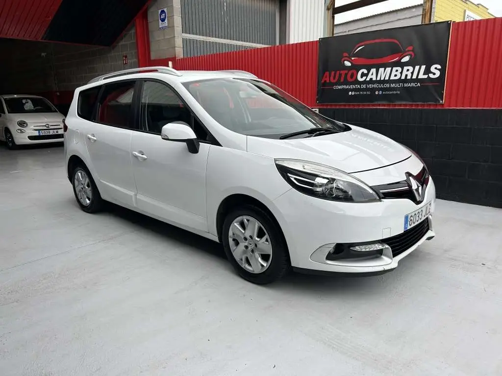 Photo 1 : Renault Scenic 2016 Petrol