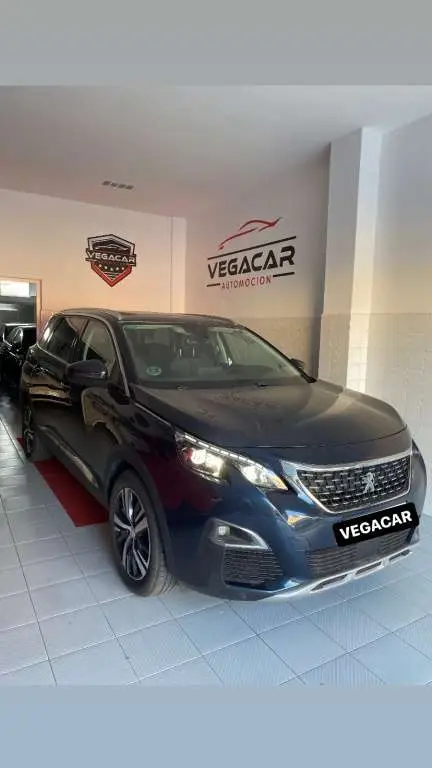 Photo 1 : Peugeot 5008 2019 Diesel