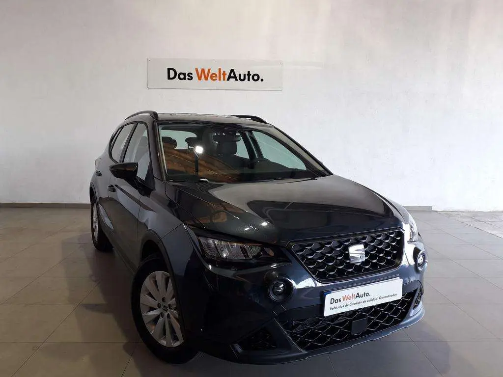 Photo 1 : Seat Arona 2023 Essence