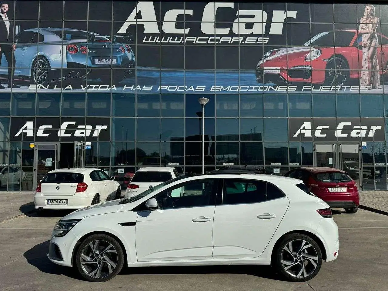 Photo 1 : Renault Megane 2021 Diesel