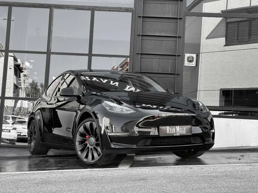 Photo 1 : Tesla Model Y 2022 Electric