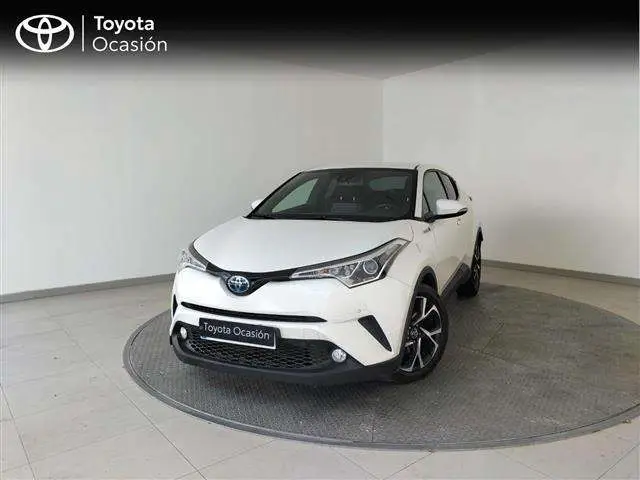 Photo 1 : Toyota C-hr 2019 Hybrid