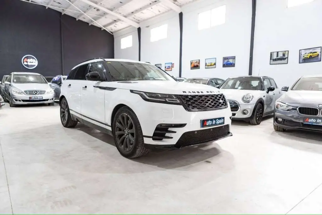 Photo 1 : Land Rover Range Rover Velar 2017 Diesel