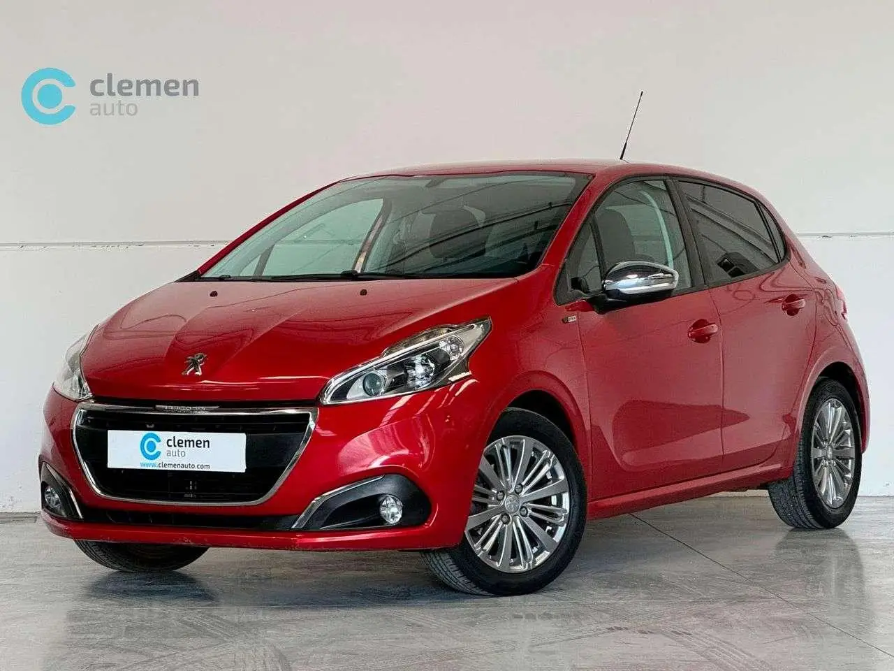 Photo 1 : Peugeot 208 2016 Essence