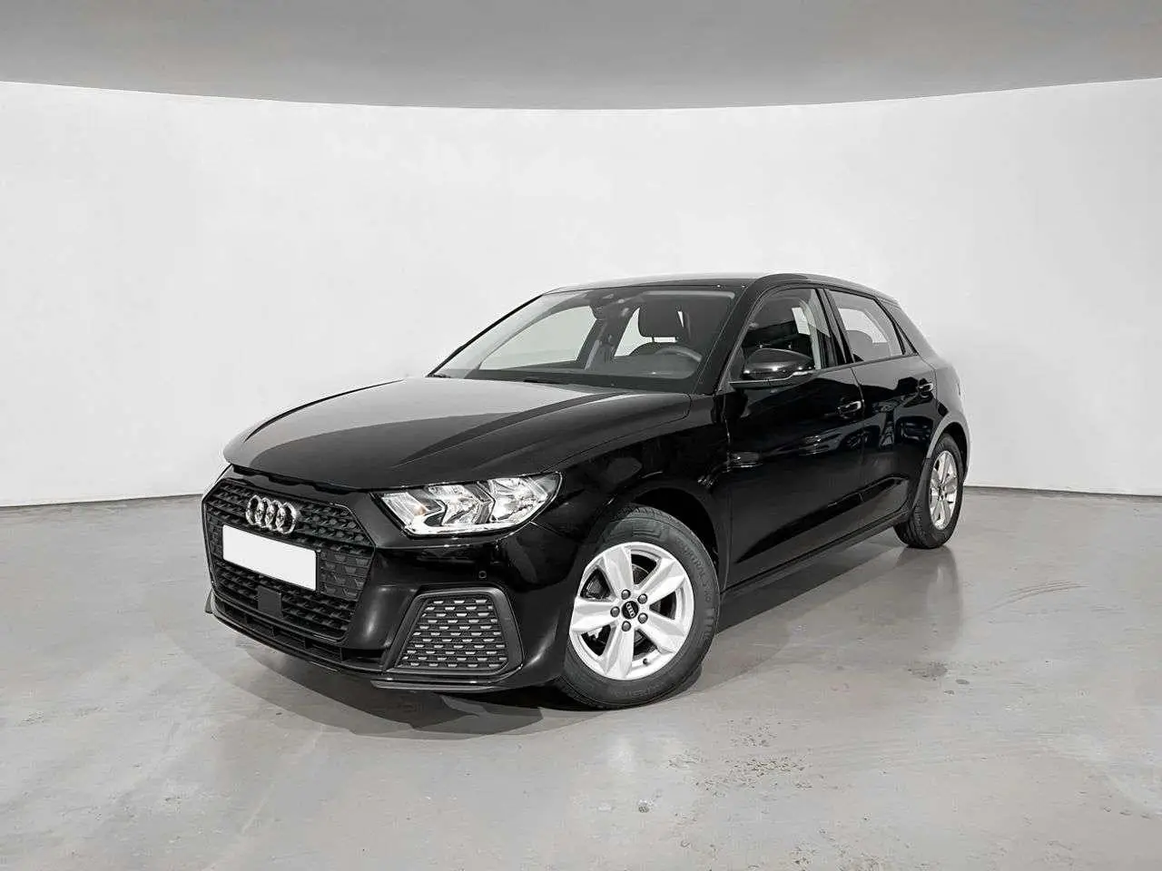 Photo 1 : Audi A1 2024 Petrol