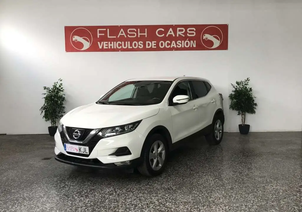 Photo 1 : Nissan Qashqai 2018 Essence