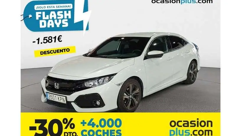 Photo 1 : Honda Civic 2018 Essence