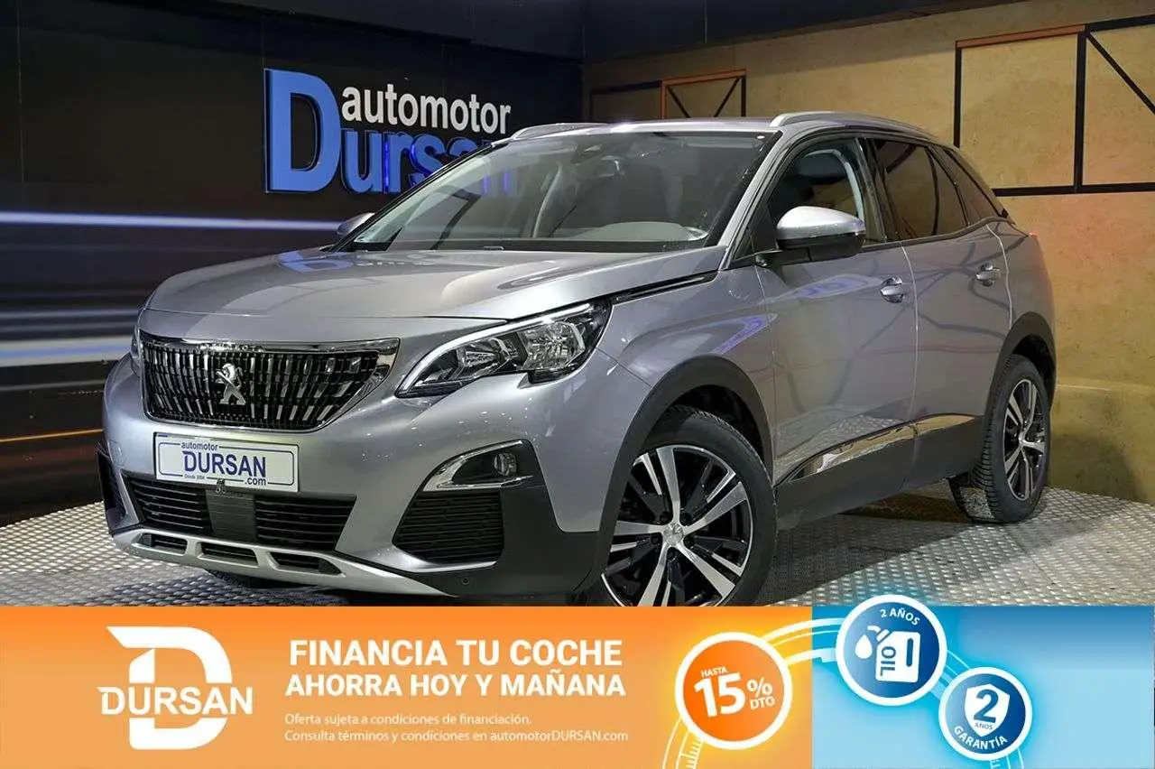 Photo 1 : Peugeot 3008 2020 Diesel