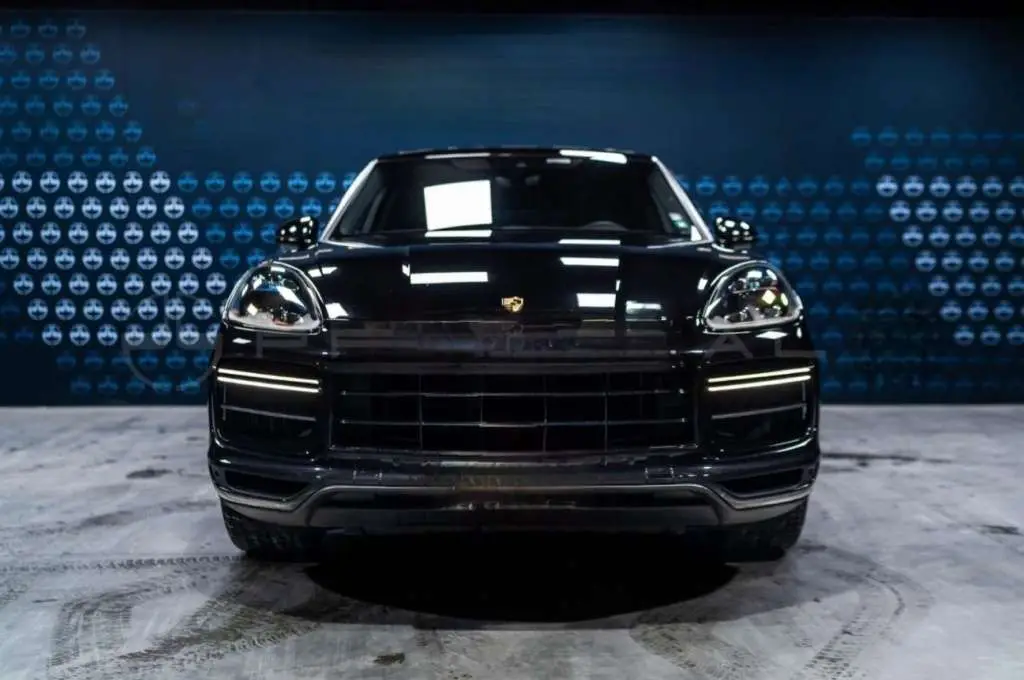 Photo 1 : Porsche Cayenne 2018 Essence