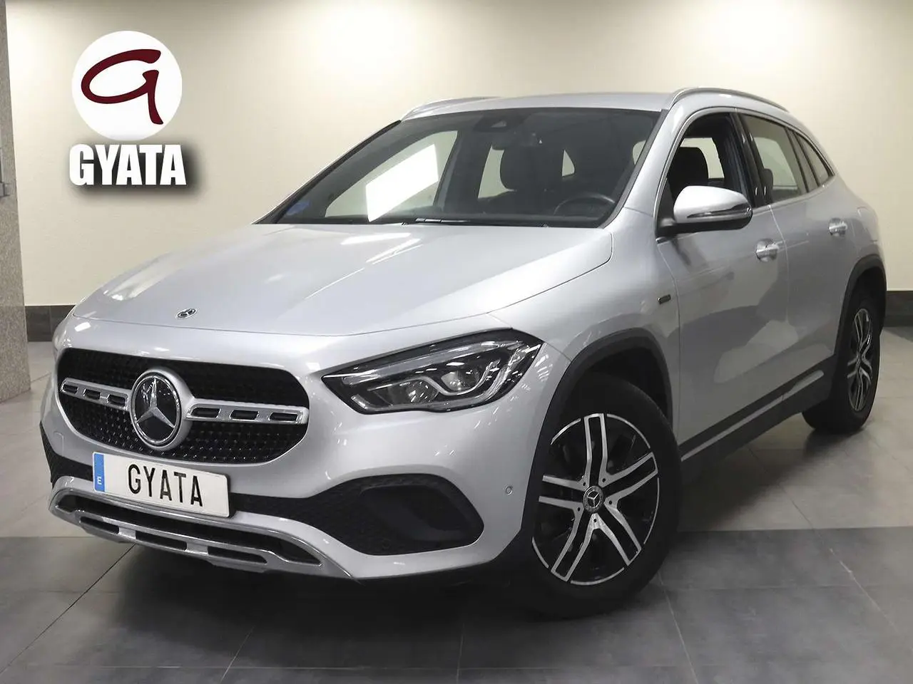 Photo 1 : Mercedes-benz Classe Gla 2021 Hybrid