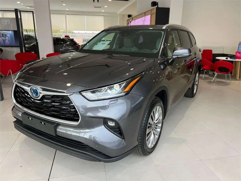 Photo 1 : Toyota Highlander 2024 Autres