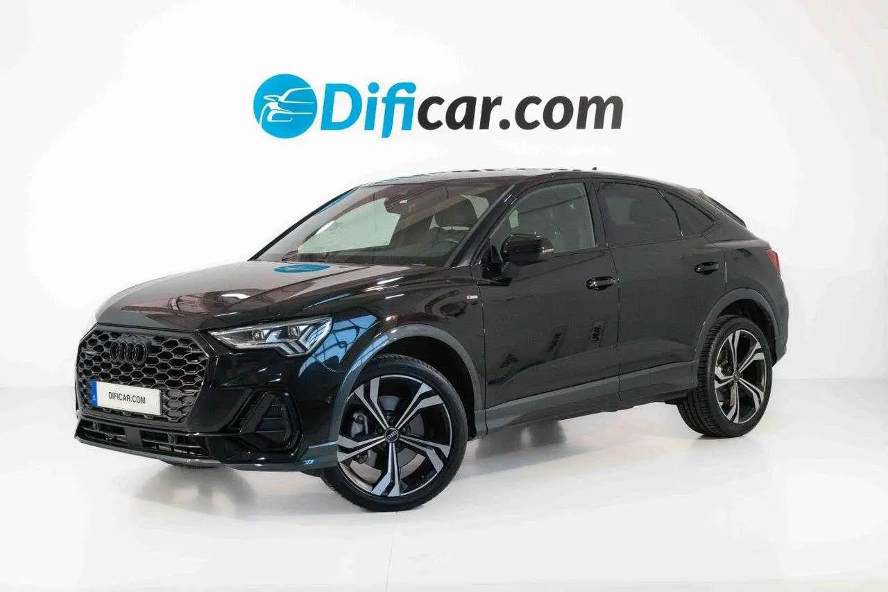 Photo 1 : Audi Q3 2020 Essence