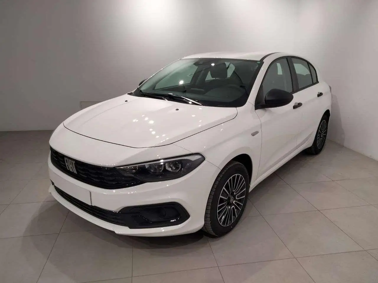 Photo 1 : Fiat Tipo 2024 Diesel