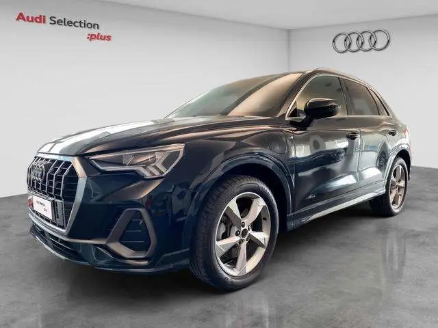 Photo 1 : Audi Q3 2021 Essence