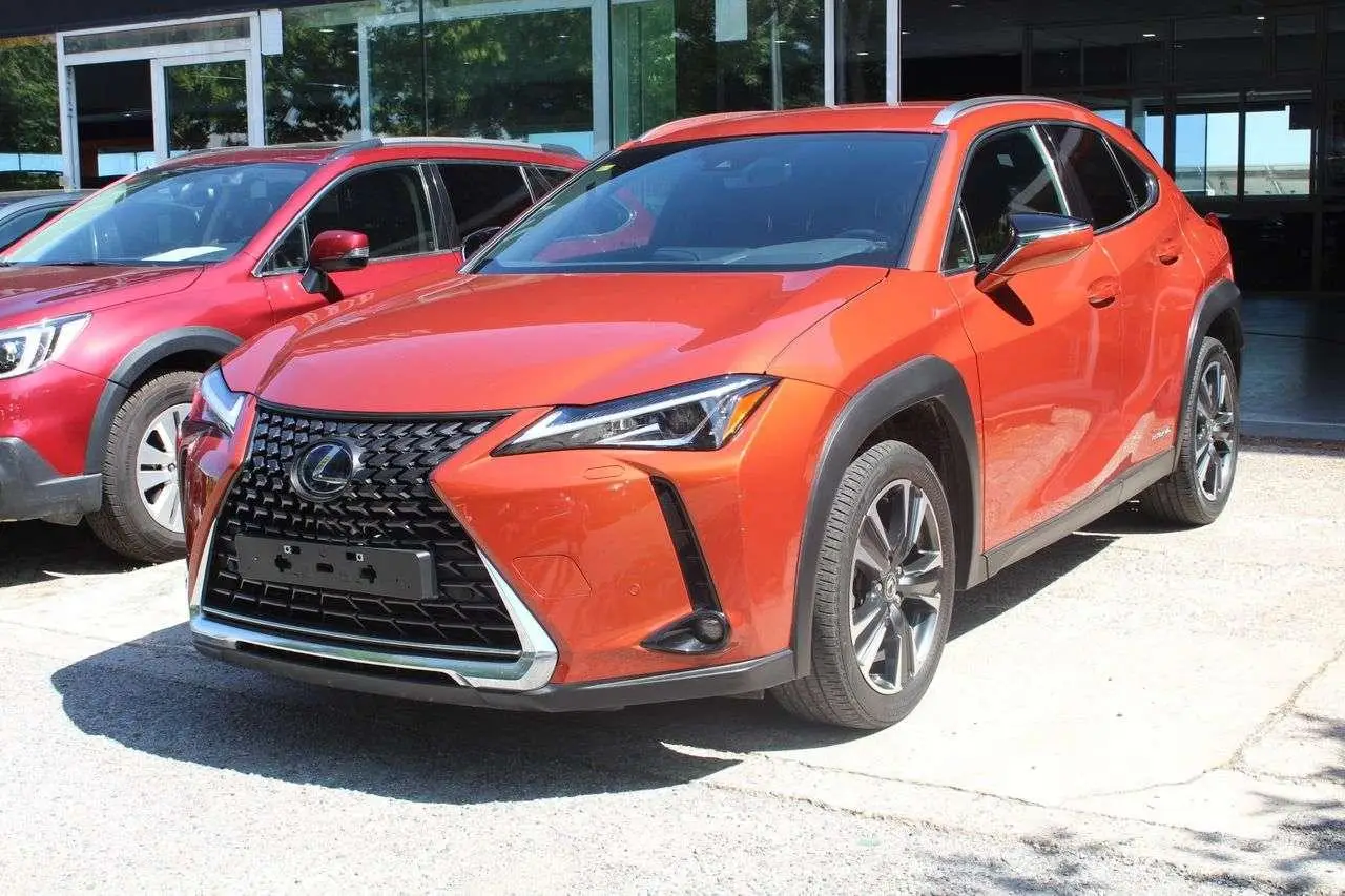 Photo 1 : Lexus Ux 2022 Hybride