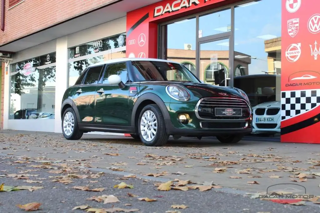 Photo 1 : Mini Cooper 2015 Diesel