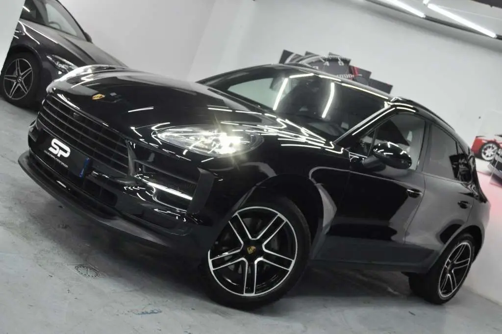 Photo 1 : Porsche Macan 2021 Essence