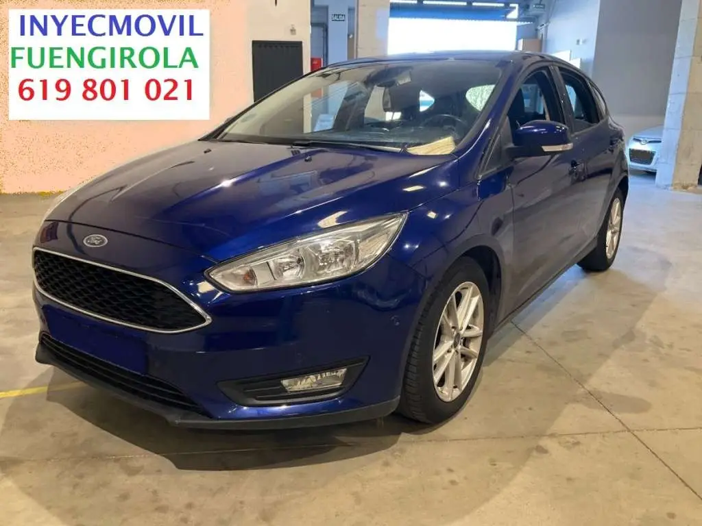 Photo 1 : Ford Focus 2017 Petrol