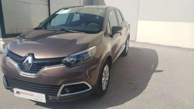 Photo 1 : Renault Captur 2015 Diesel