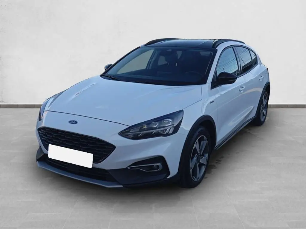 Photo 1 : Ford Focus 2021 Diesel