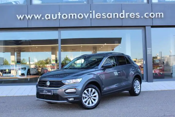 Photo 1 : Volkswagen T-roc 2021 Petrol