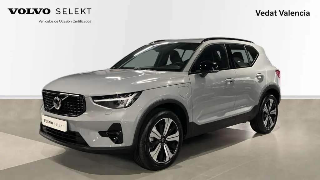 Photo 1 : Volvo Xc40 2023 Hybrid