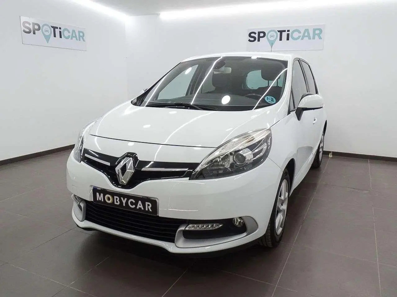 Photo 1 : Renault Scenic 2016 Petrol