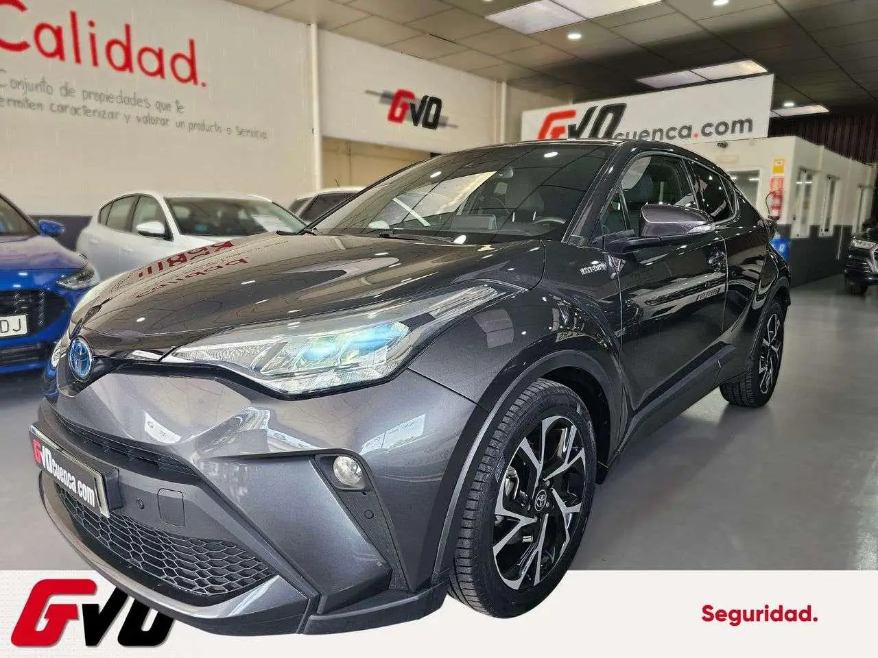 Photo 1 : Toyota C-hr 2020 Hybrid