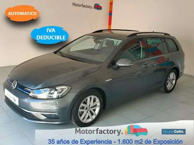 Photo 1 : Volkswagen Golf 2018 Petrol