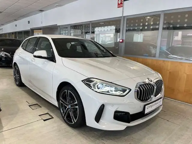 Photo 1 : Bmw Serie 1 2019 Diesel