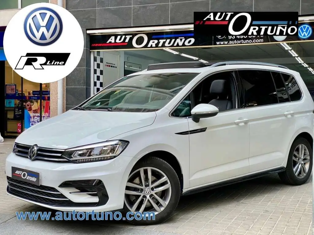 Photo 1 : Volkswagen Touran 2019 Petrol