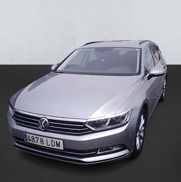 Photo 1 : Volkswagen Passat 2019 Diesel