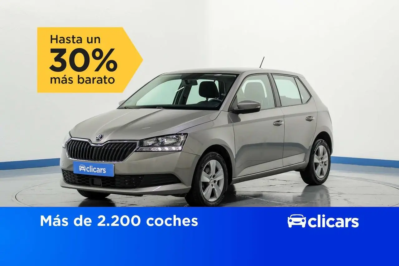 Photo 1 : Skoda Fabia 2019 Petrol