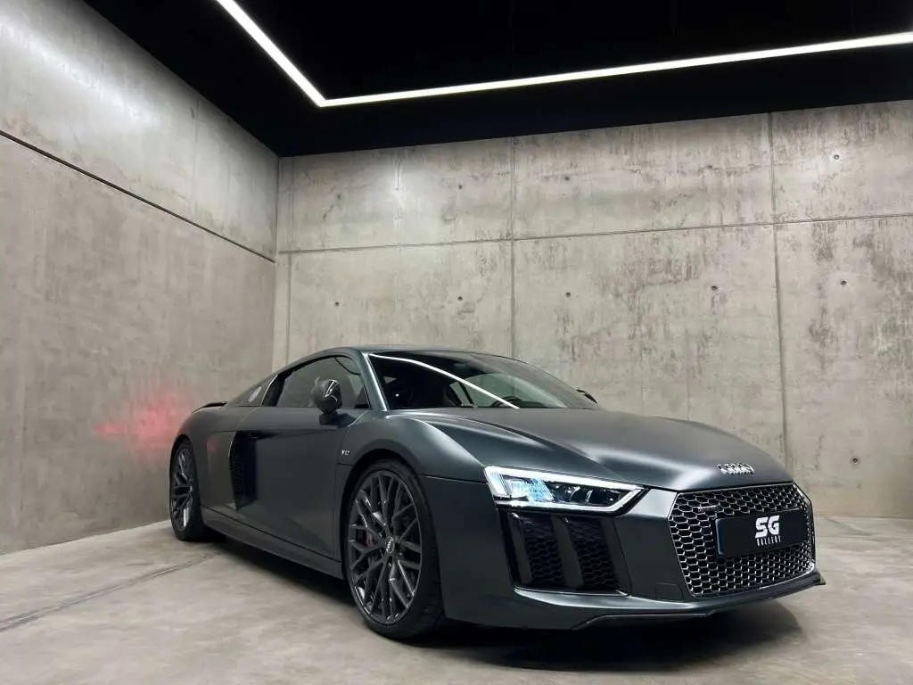 Photo 1 : Audi R8 2018 Essence