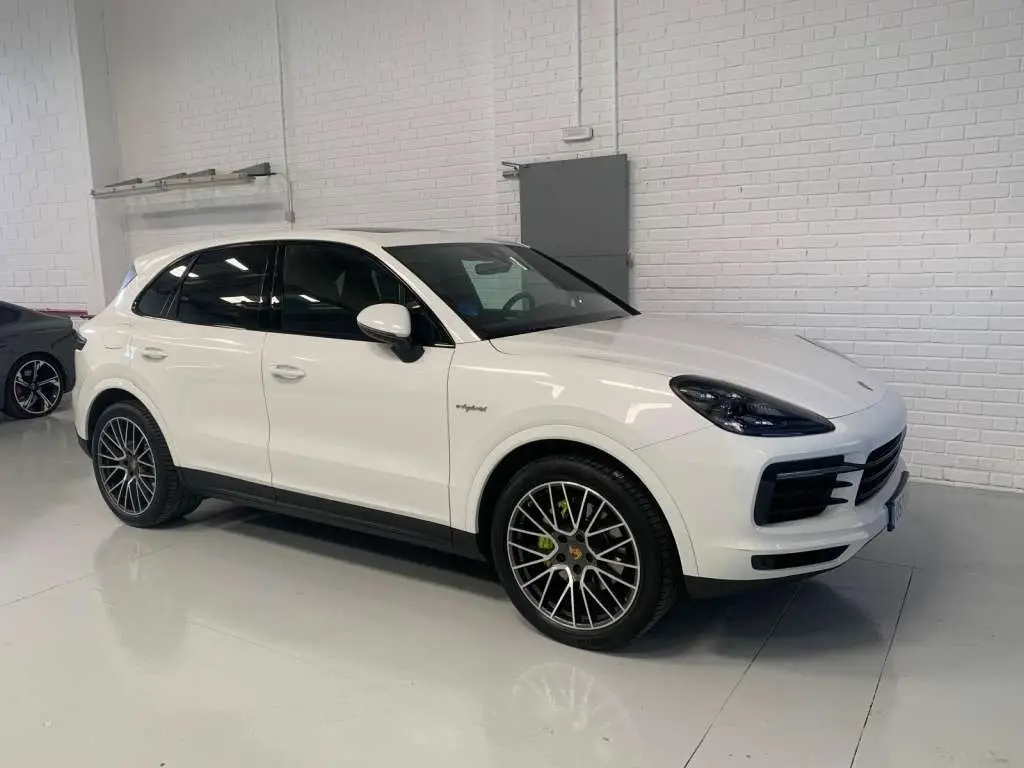 Photo 1 : Porsche Cayenne 2020 Hybrid