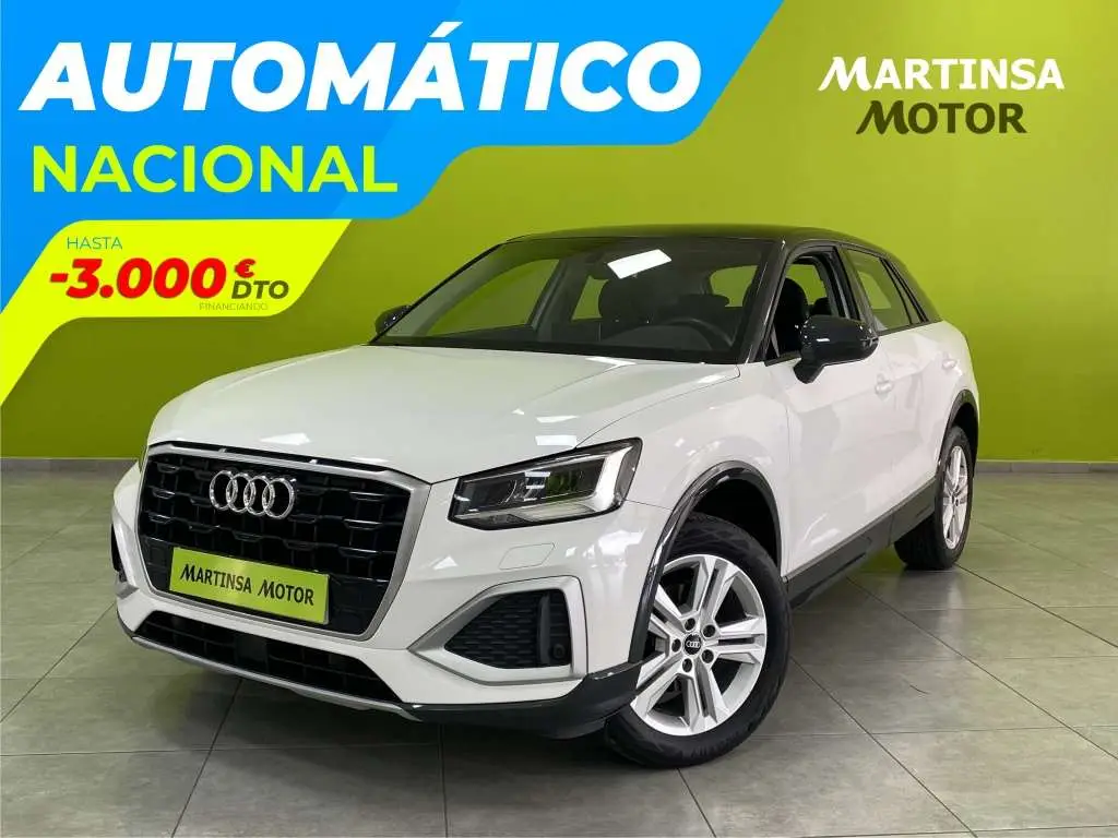 Photo 1 : Audi Q2 2021 Petrol