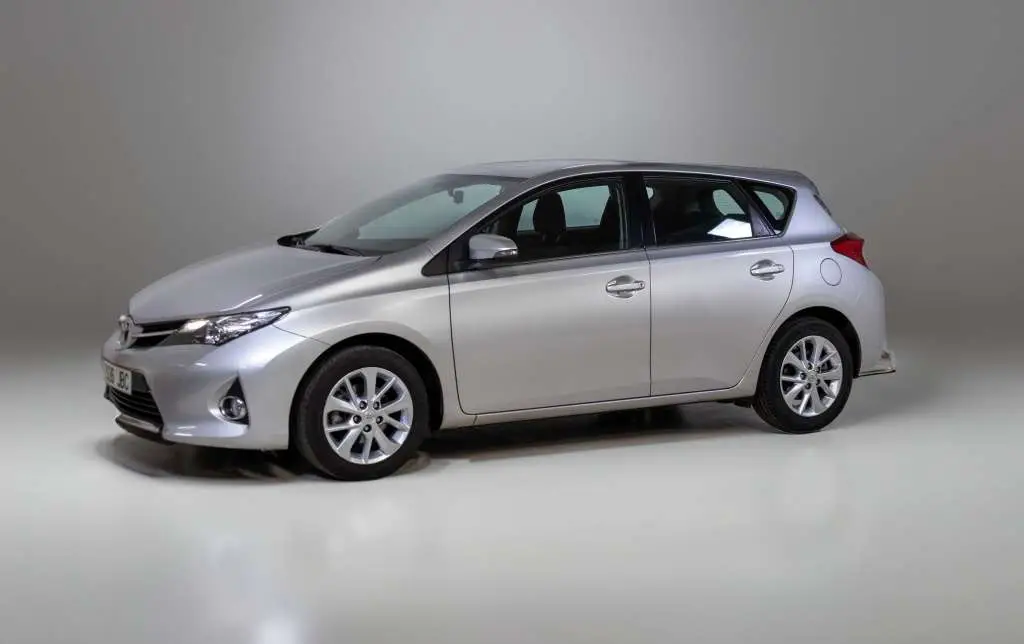 Photo 1 : Toyota Auris 2014 Essence