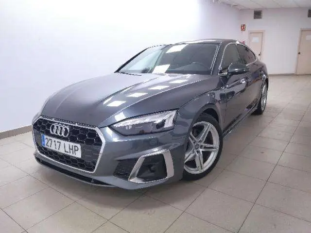 Photo 1 : Audi A5 2020 Diesel