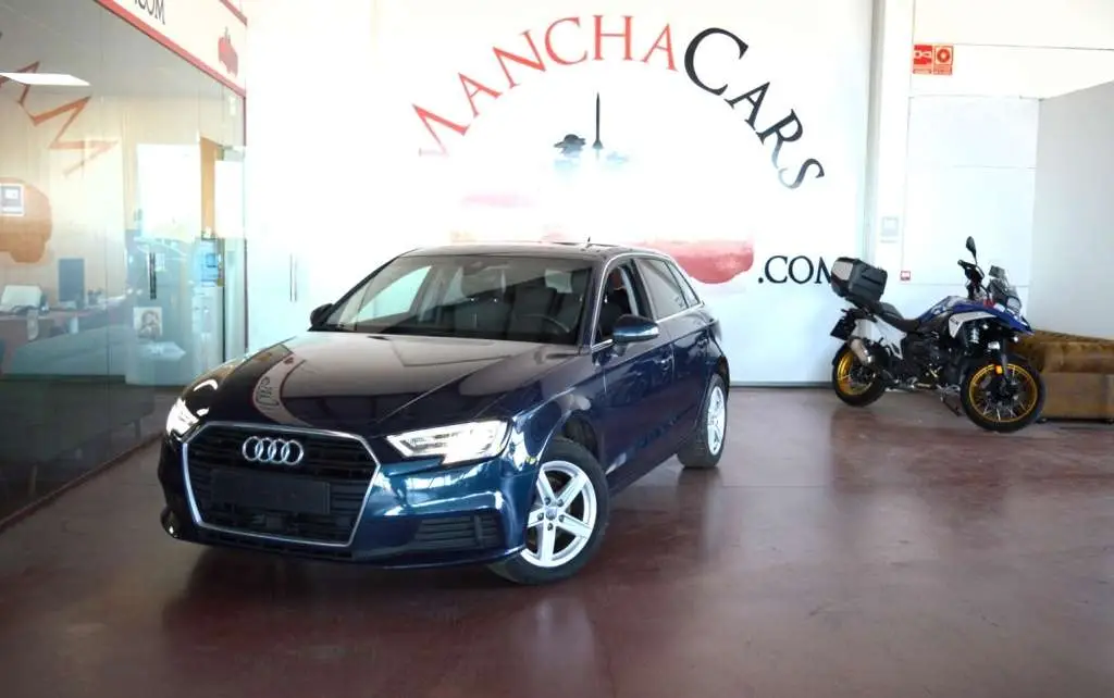 Photo 1 : Audi A3 2019 Diesel