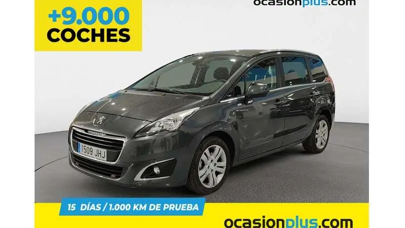 Photo 1 : Peugeot 5008 2015 Diesel