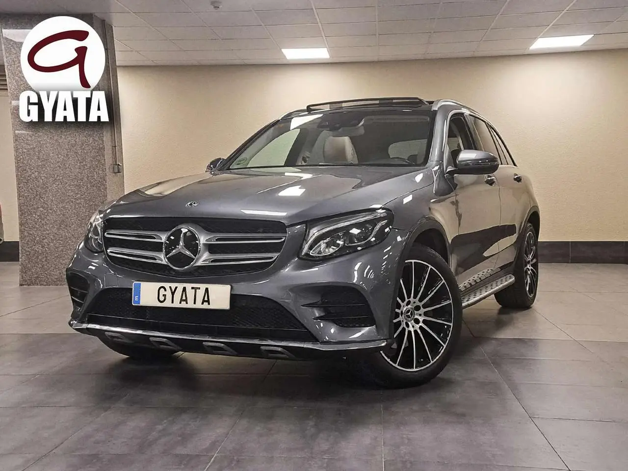 Photo 1 : Mercedes-benz Classe Glc 2018 Petrol