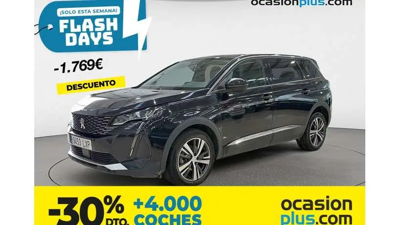 Photo 1 : Peugeot 5008 2022 Essence