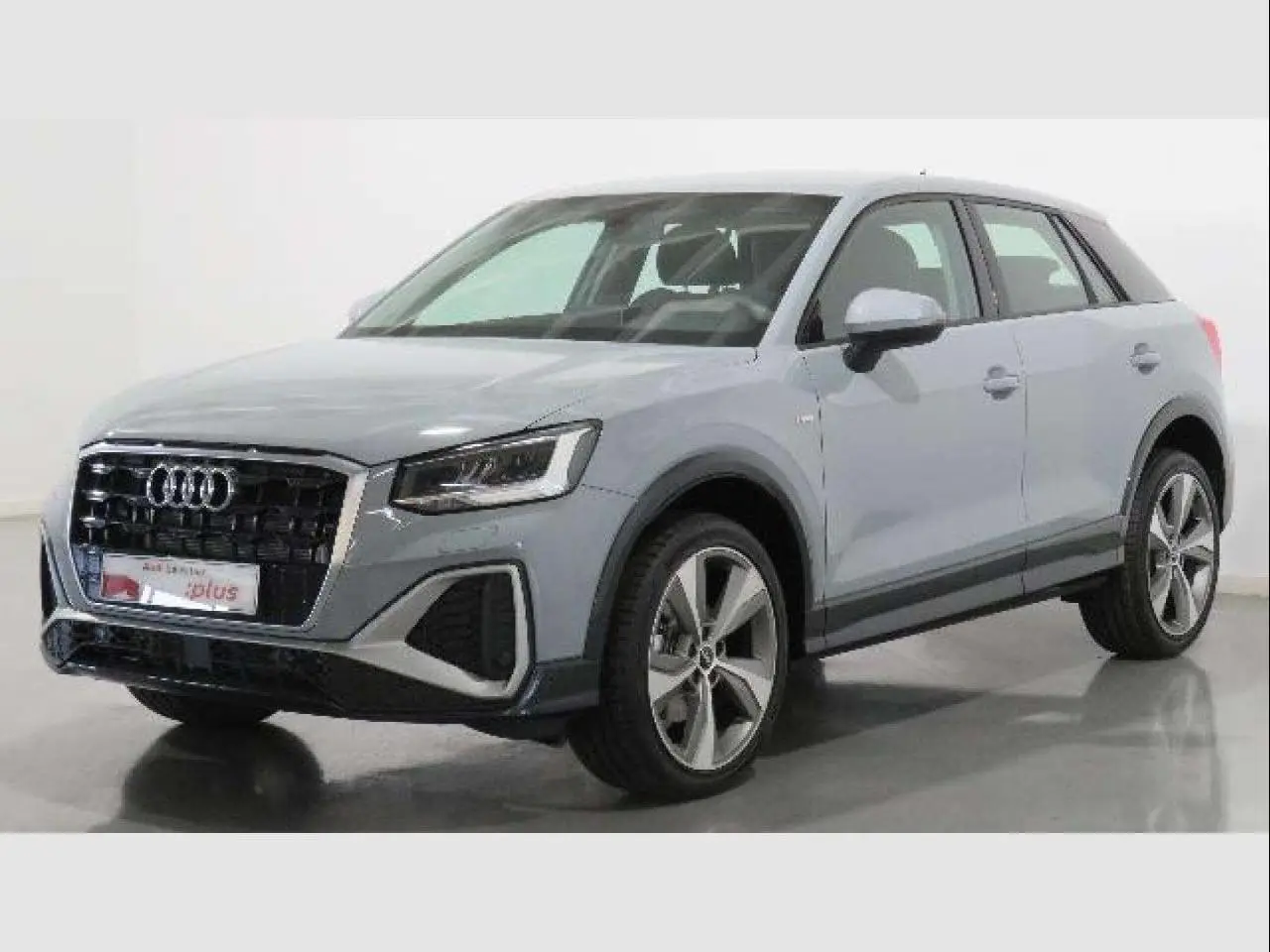 Photo 1 : Audi Q2 2022 Essence