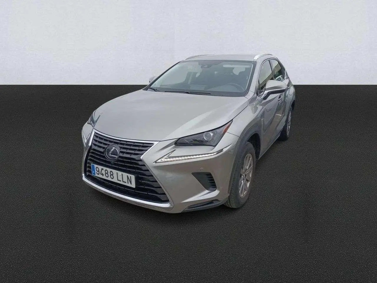 Photo 1 : Lexus Nx 2020 Hybrid