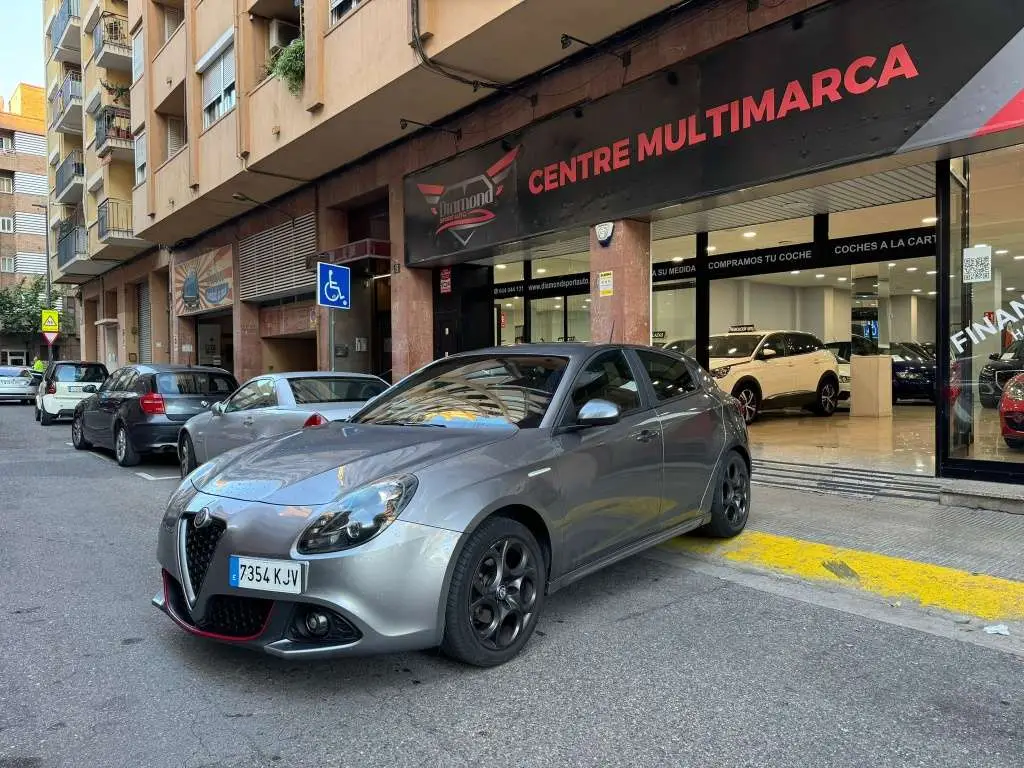 Photo 1 : Alfa Romeo Giulietta 2018 Diesel